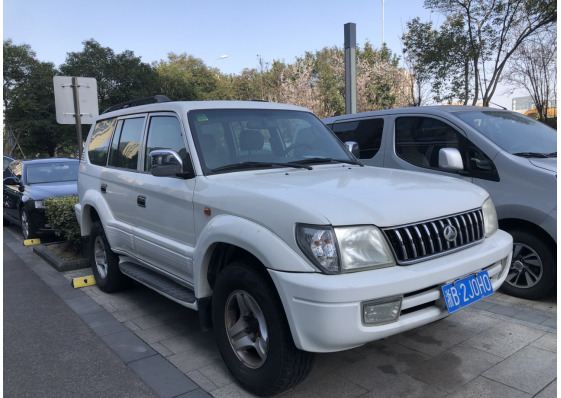 浙B2J0H0北京牌小型专用客车