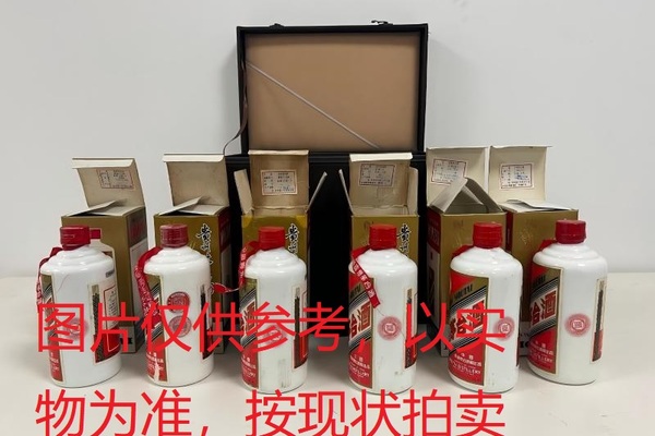 序号003：22004-2,1992年贵州茅台酒
（铁盖），500ml，少酒