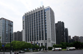 杭州市拱墅区湖州街333号1幢4-12层房屋及54个地下车位租赁权