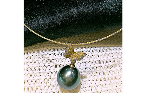 18k金大溪地海水珍珠 孔雀绿 15mm  黄白钻石镶嵌