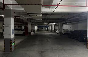 标的一：位于浙江省宁波市鄞州区和泰雅苑159个地下停车位租赁权拍卖