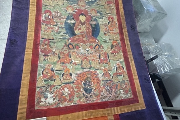 序号3，评估编号18076，唐卡，
尺寸（cm）：44.5×69