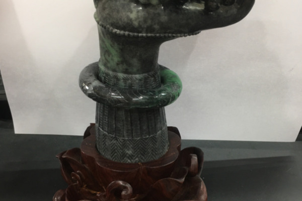 序号29，21225，翡翠摆件，评估价：30000