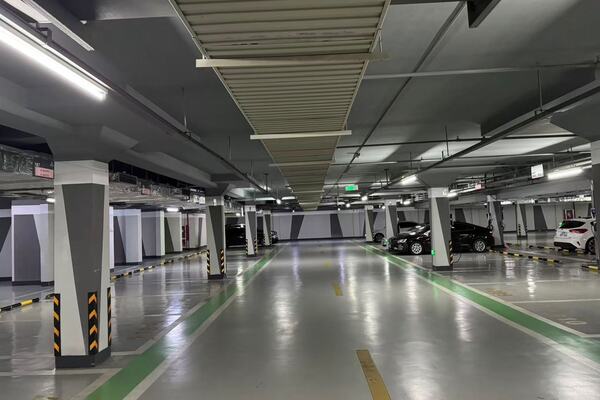 位于浙江省宁波市柳岸风荷23个地下停车位租赁权