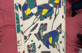 序号29，编号15441，
作者：张桂铭
作品：花卉1(蓝色)