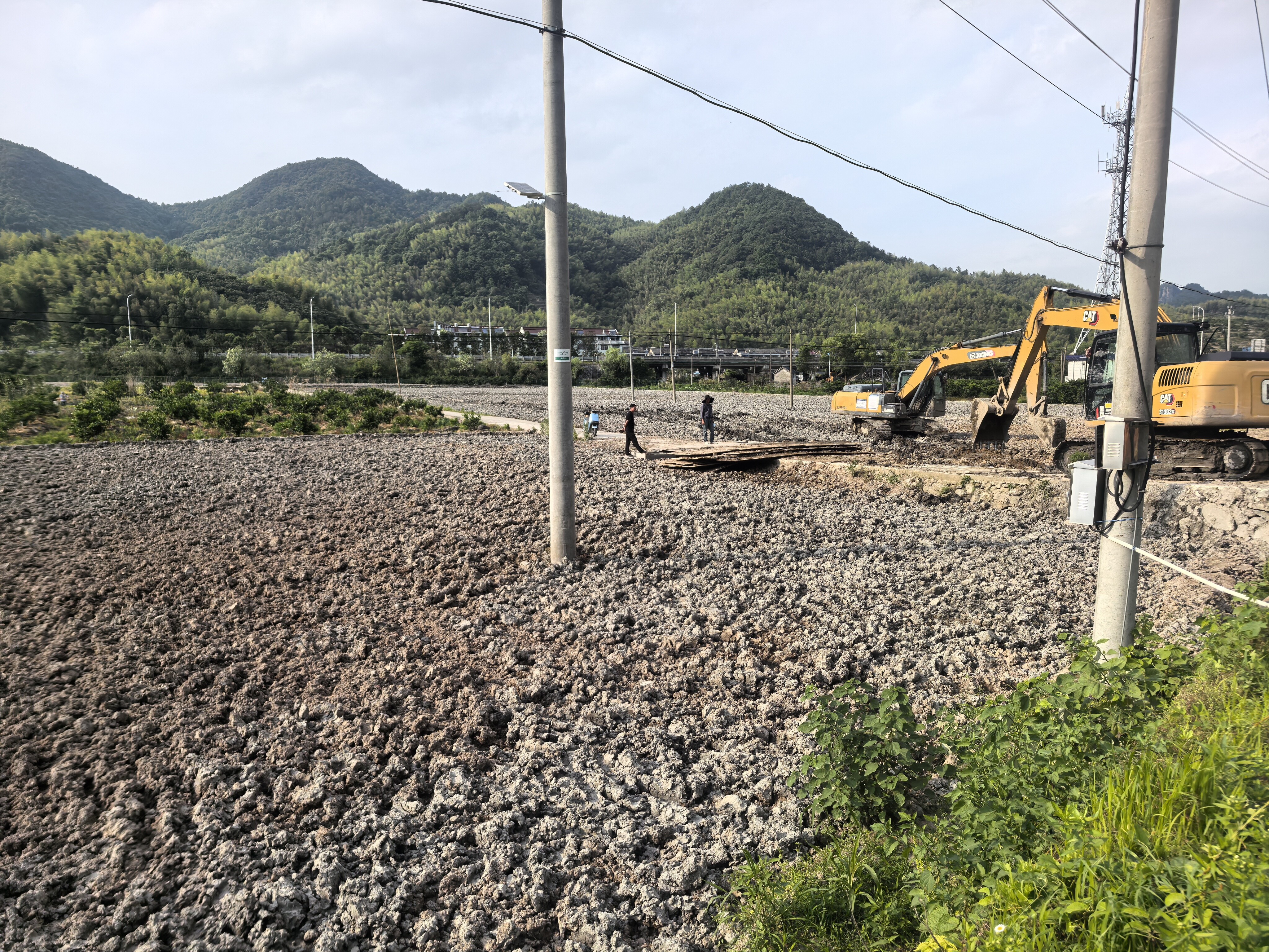 临海市沿江镇沿溪村复耕土地的租赁权