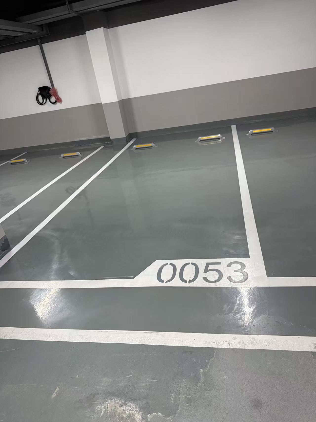 临海市大田街道桥庄路4处及金桥路11处商业房地产（一层）的租赁权