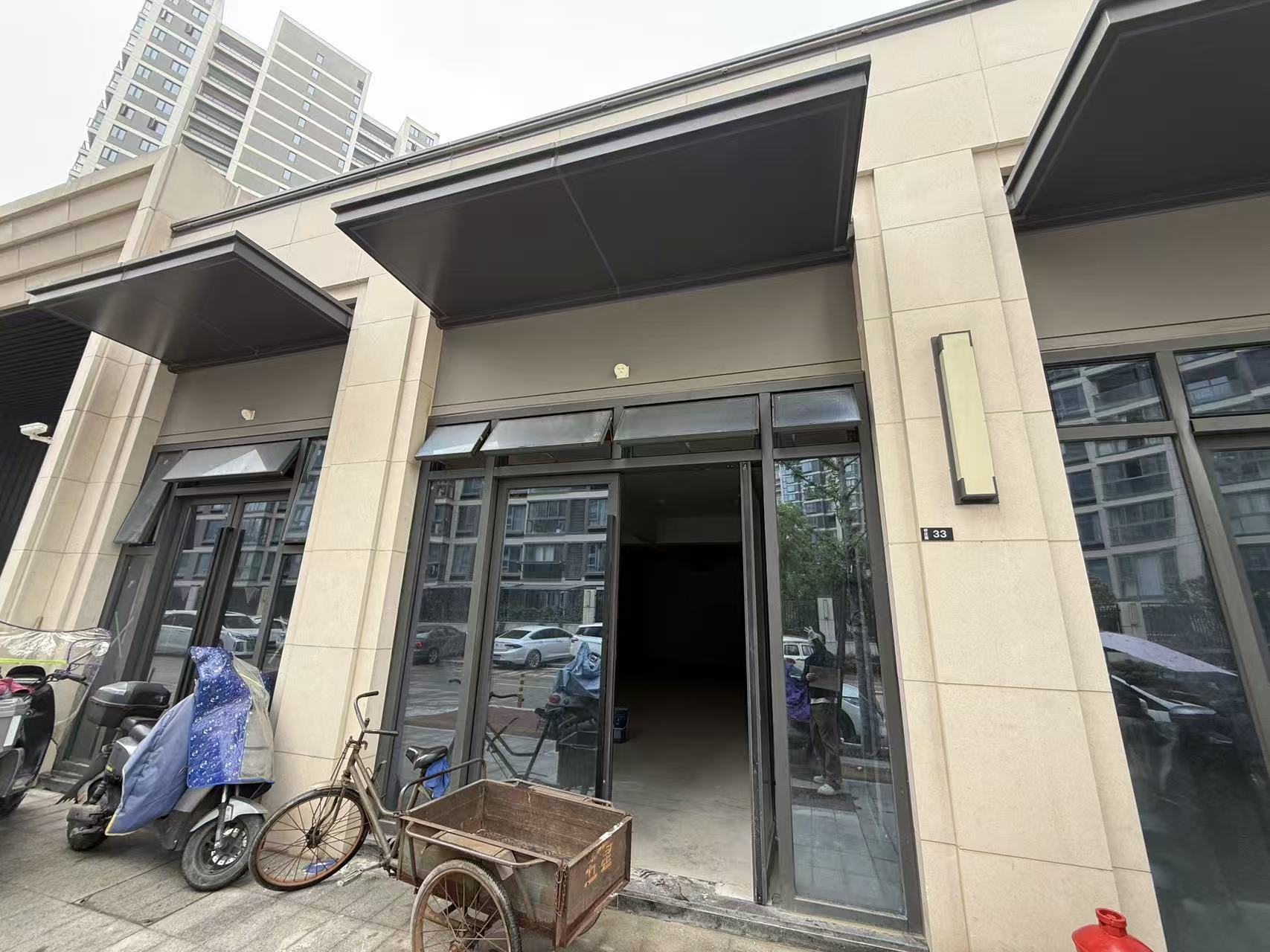 临海市大田街道桥庄路4处及金桥路11处商业房地产（一层）的租赁权