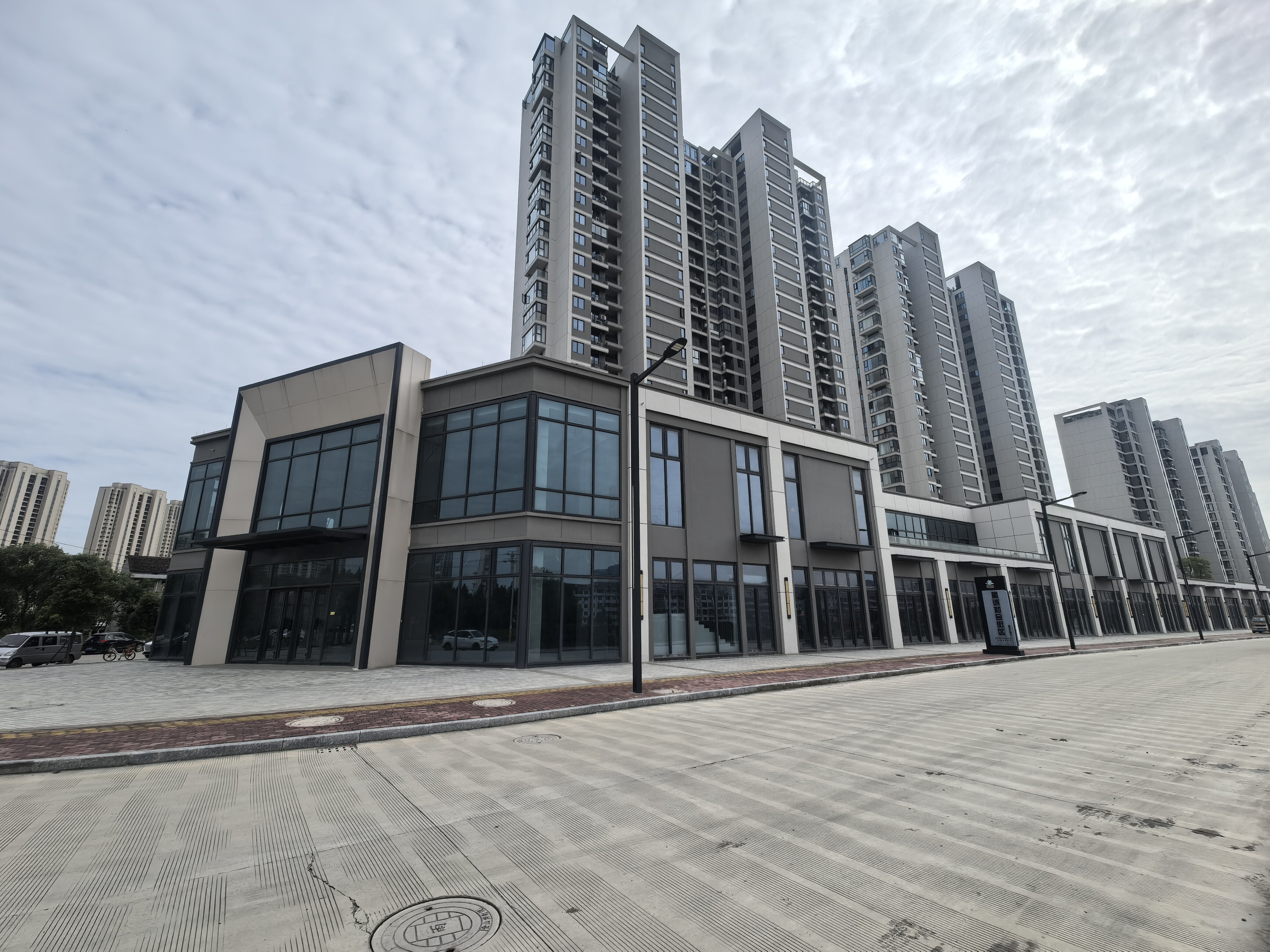 临海市大田街道伟星诚园临街一层、二层房屋租赁权（整体出租）