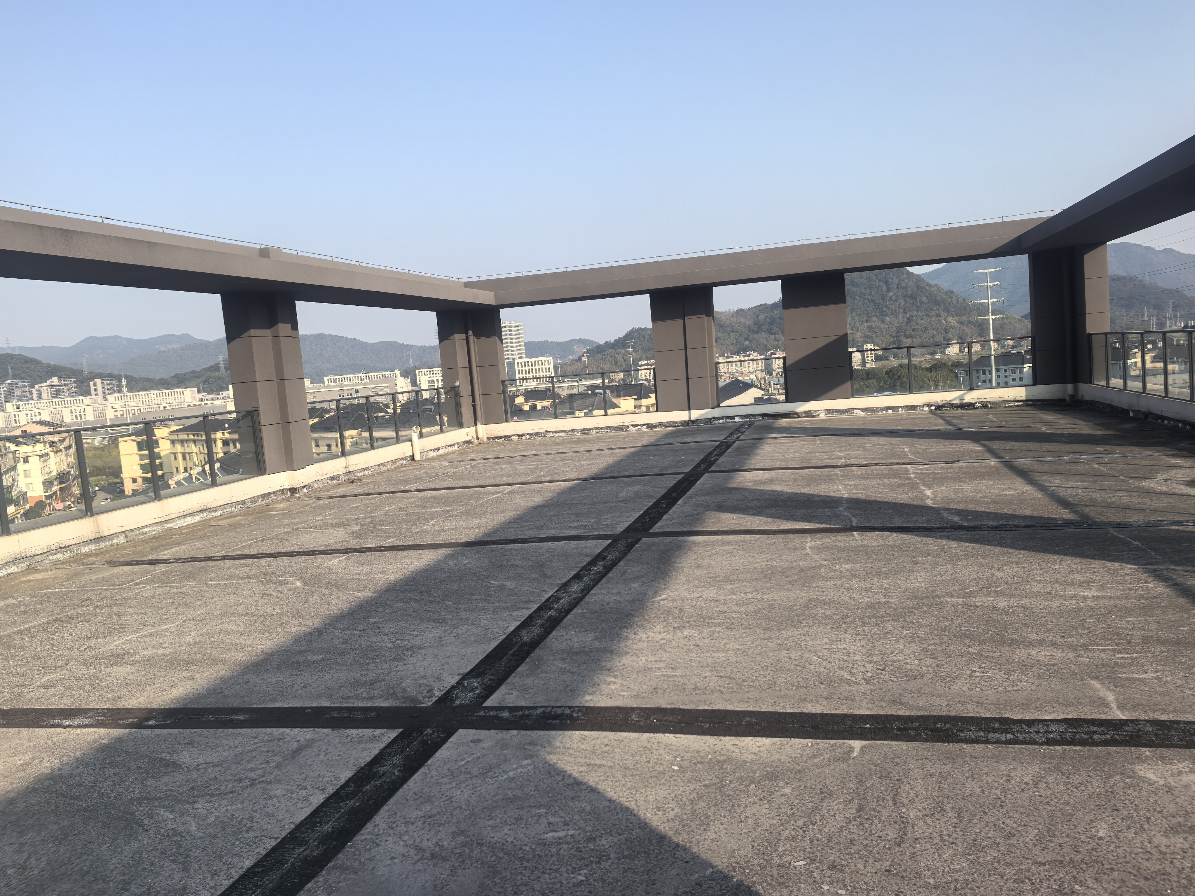 临海市江南街道向阳村章家溪自然村办公楼的租赁权