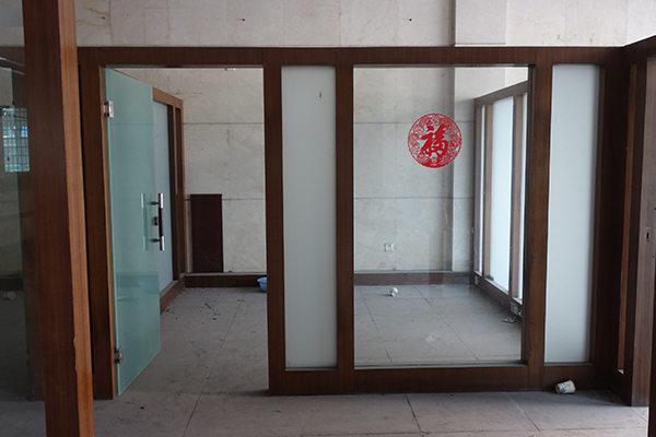 位于慈溪市浒山街道国际大厦一层B1.C1的房地产