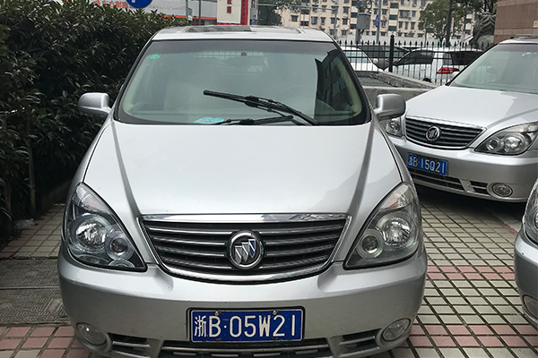 浙B05W21别克牌小型普通客车