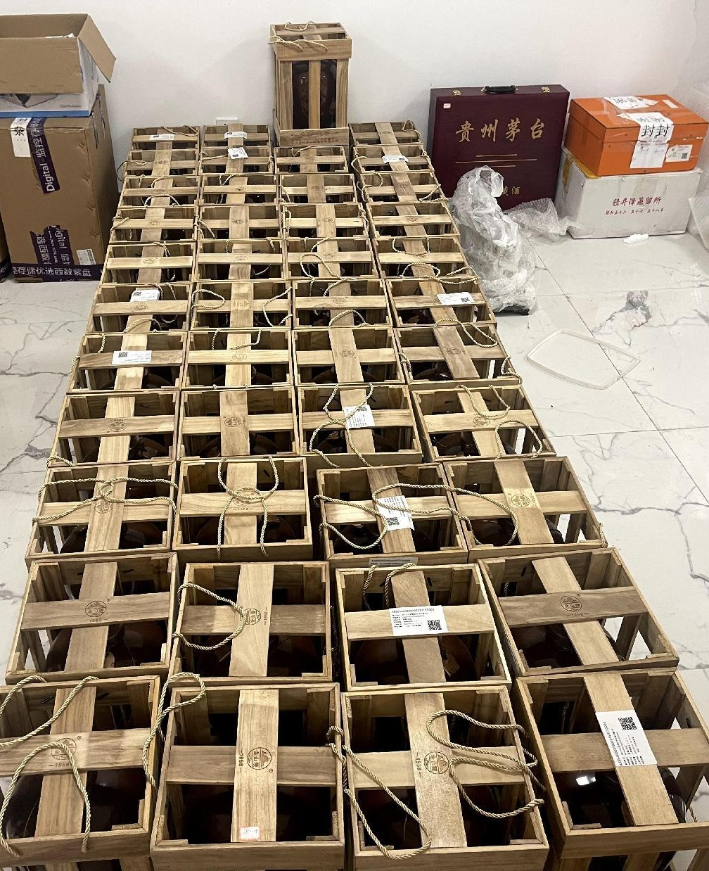序号28：十斤冬酿黄酒，45坛