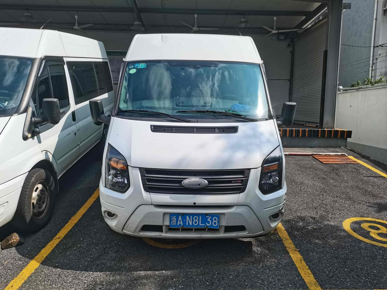 序号04：浙AN8L38江铃全顺牌JX6500TA-L5车辆
