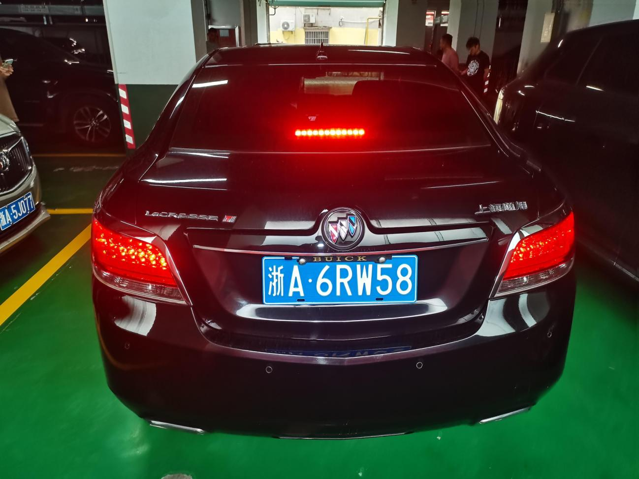序号16：浙A6RW58别克牌SGM7204TATA车辆