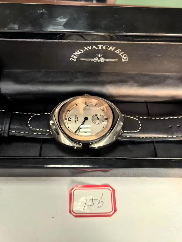 序号145，21288，腕表