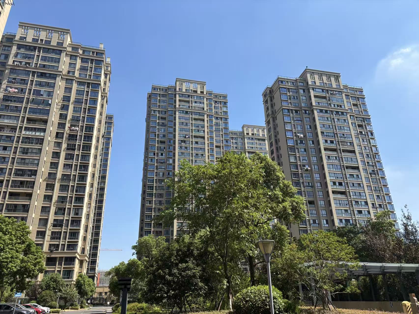 序号09:宁波市鄞州区潘火街道安基名府1幢1号403室(住宅)