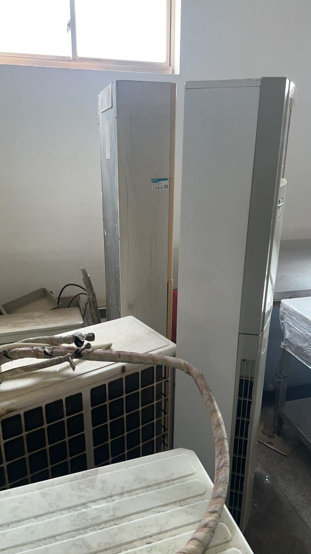 台式电脑、数码相机、空调等设备资产一批