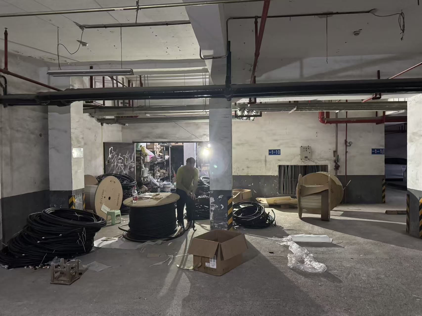 浙江省宁波市鄞州区和泰雅苑159个地下停车位租赁权