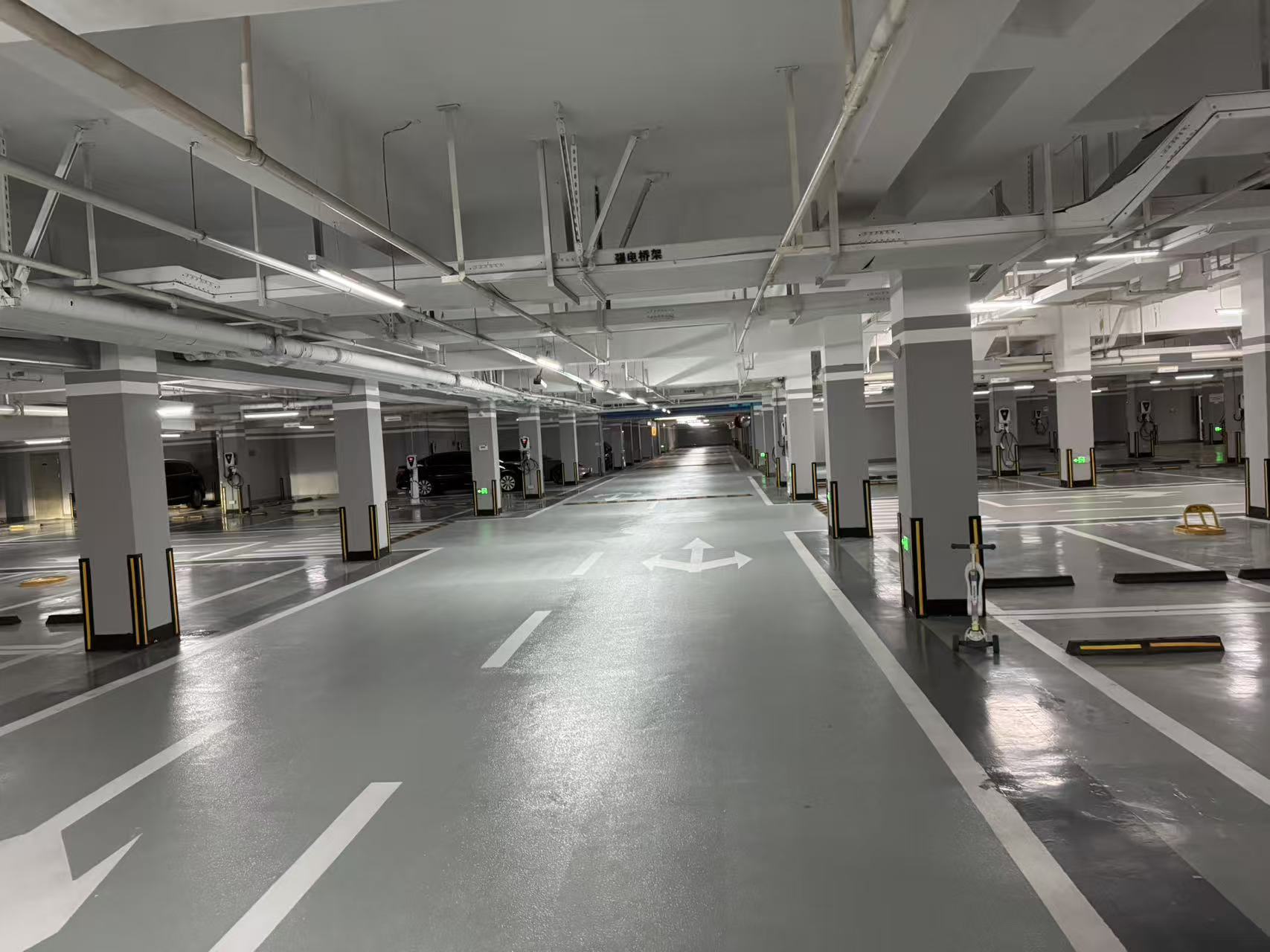 浙江省宁波市春风景里29个地下停车位租赁权