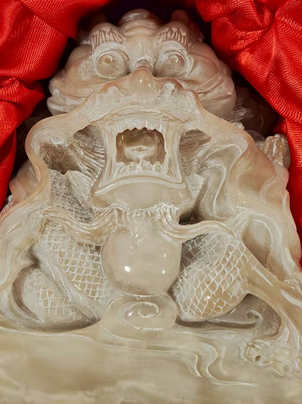 序号22,周炳元:巴林云纹百寿图,评估价10000元