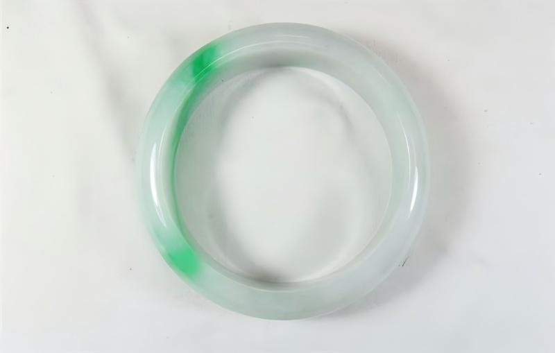 序号21,QT220381034,翡翠手镯,评估价:35000