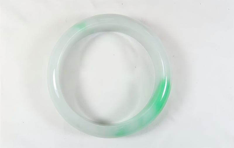 序号27,QT220381044,翡翠手镯,评估价:35000