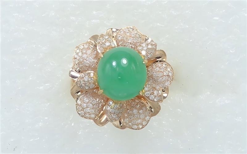 序号46,21142,翡翠戒指,评估价:15000