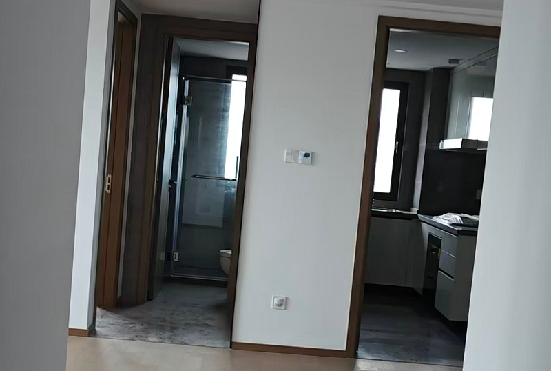 宁波市鄞州区邱隘镇湖光印小区11幢67套住宅整体租赁权