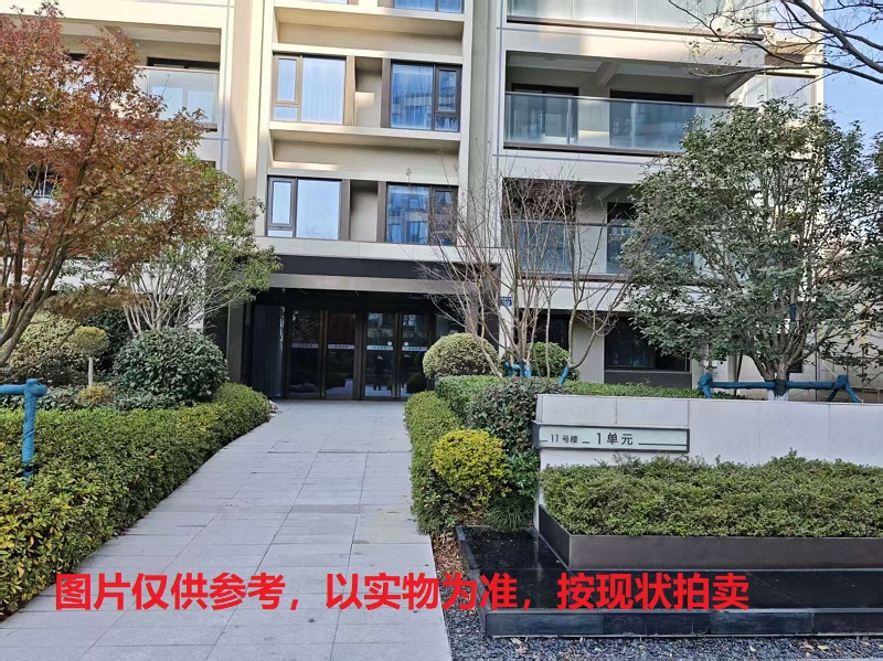 宁波市鄞州区邱隘镇湖光印小区11幢67套住宅整体租赁权