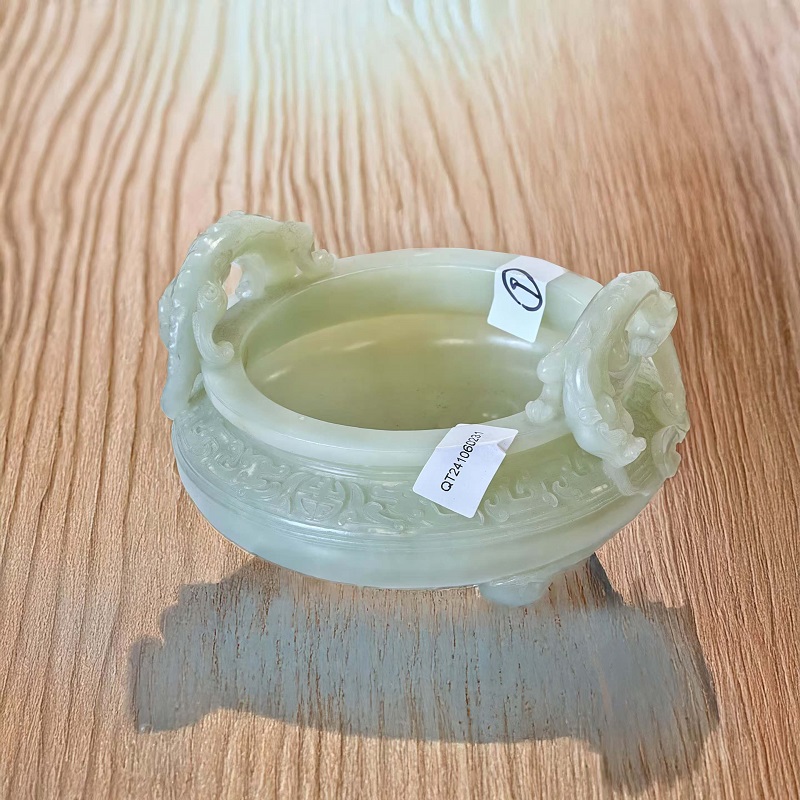 序号128,21231,和田玉摆件,评估价:20000