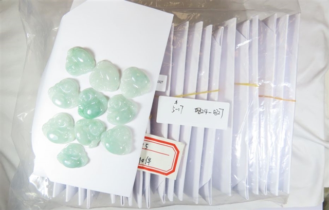 序号59，翡翠挂件，共216件